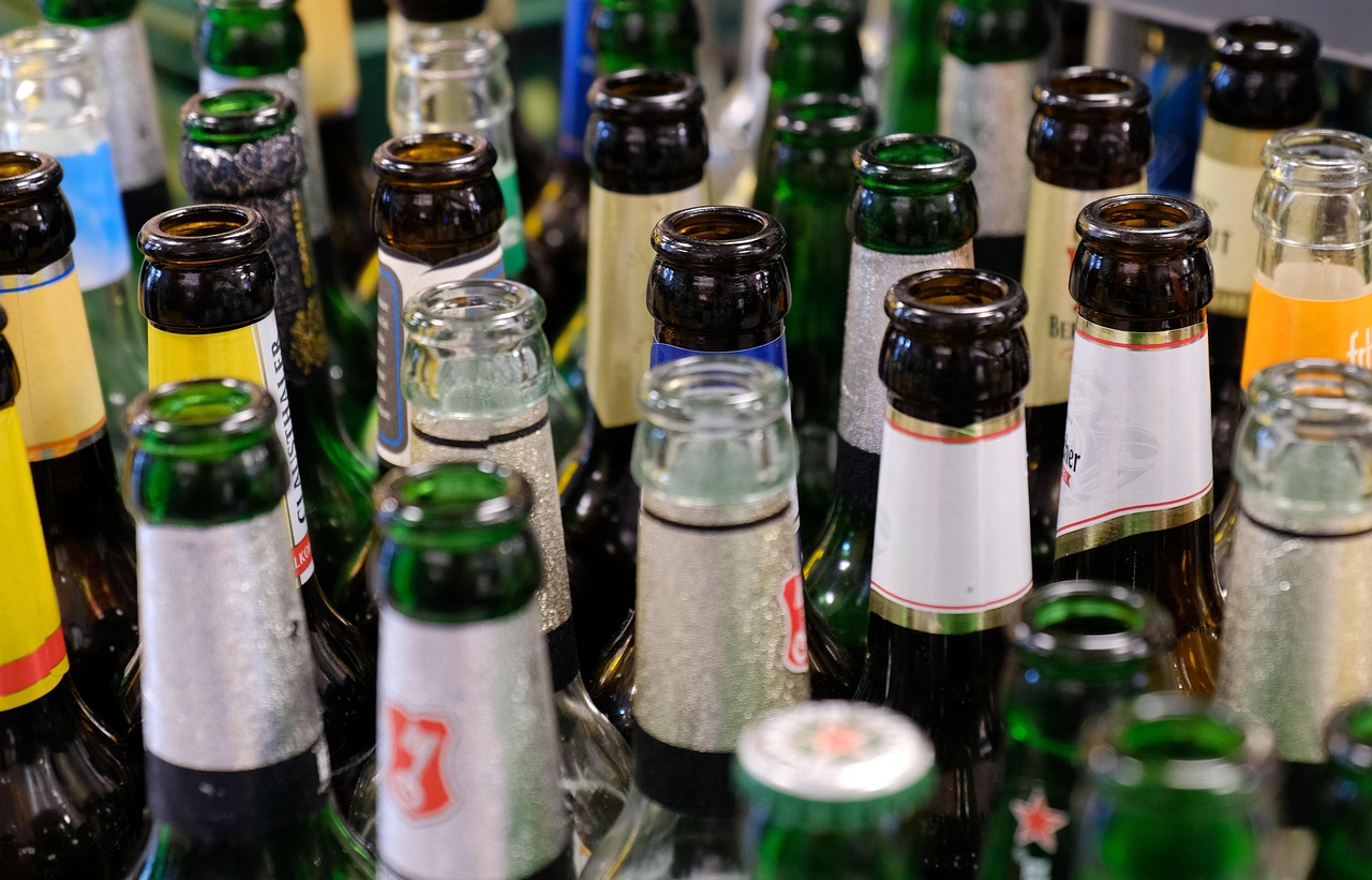 Birra, bottiglia e etichetta