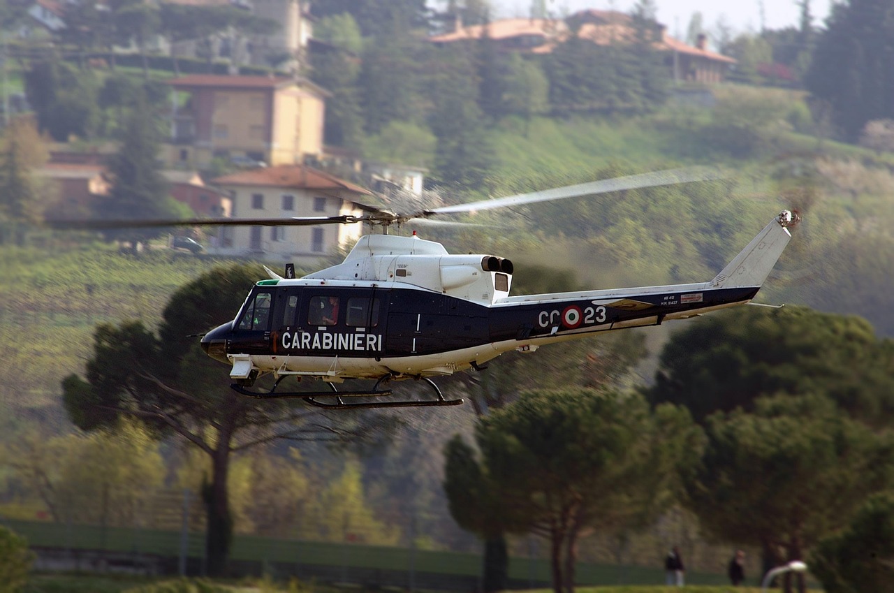 Elicottero, carabinieri e decollo