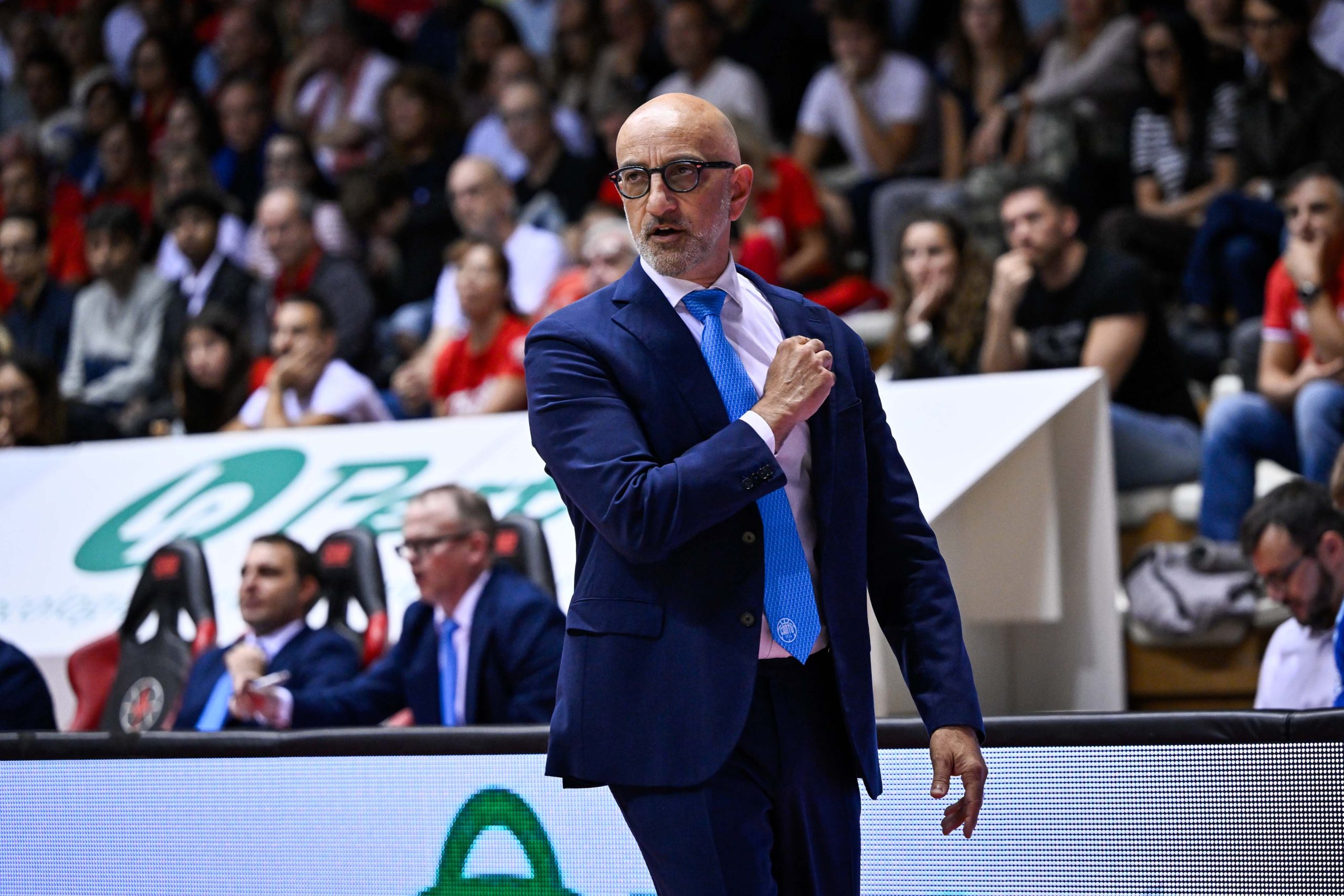 Basket, Vitucci dopo la sconfitta di Cantù contro Trieste: "Abbiamo subito troppo"