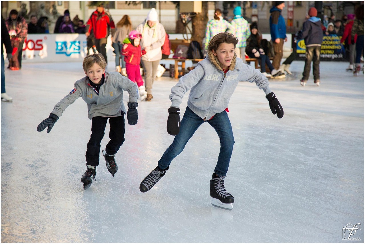 Ice skating, ice-skating e skating